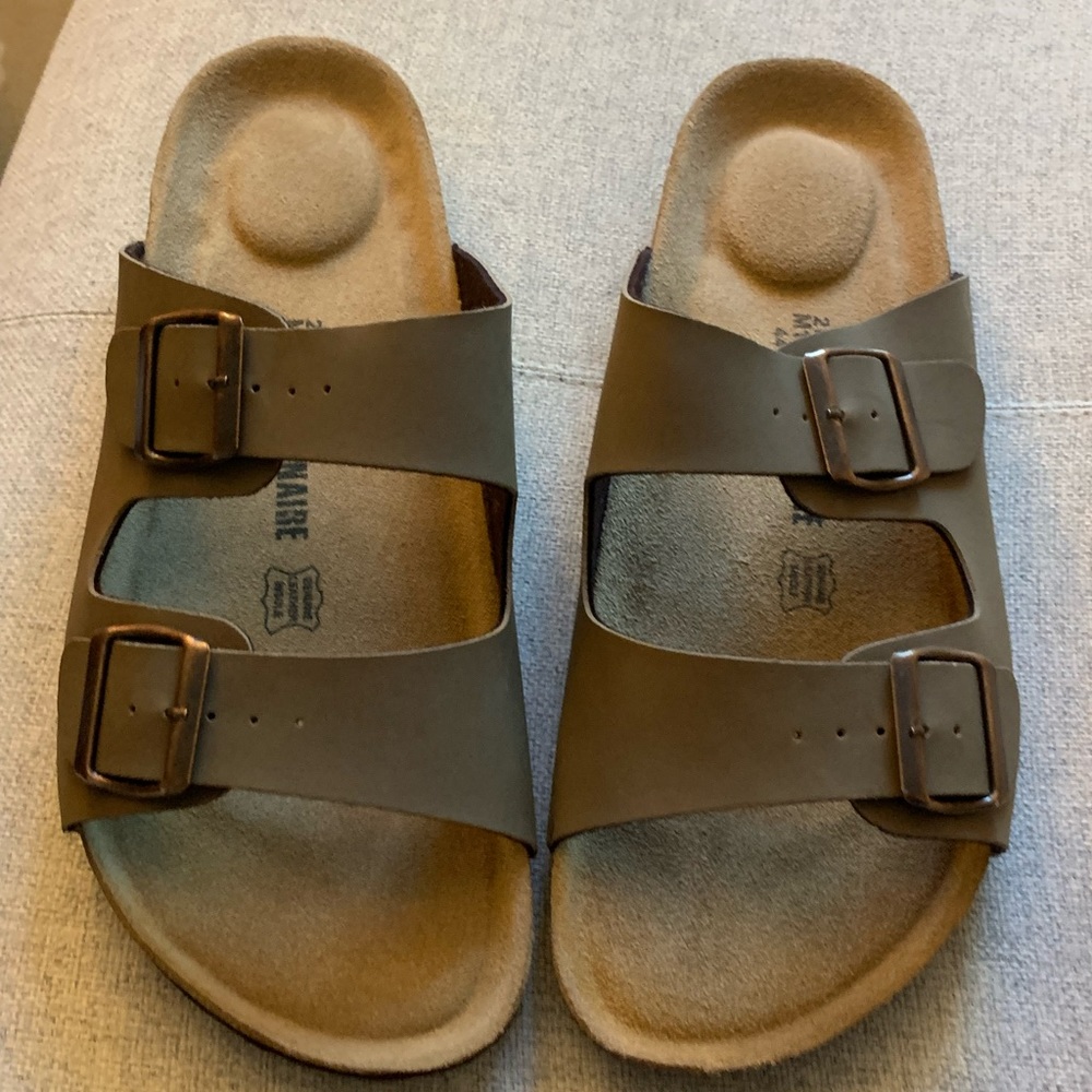 NEW CUSHIONAIRE Men's Lane Cork footbed Sandal
